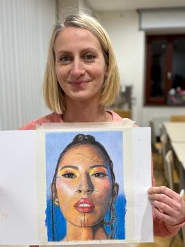 32 Učenci z izdelki